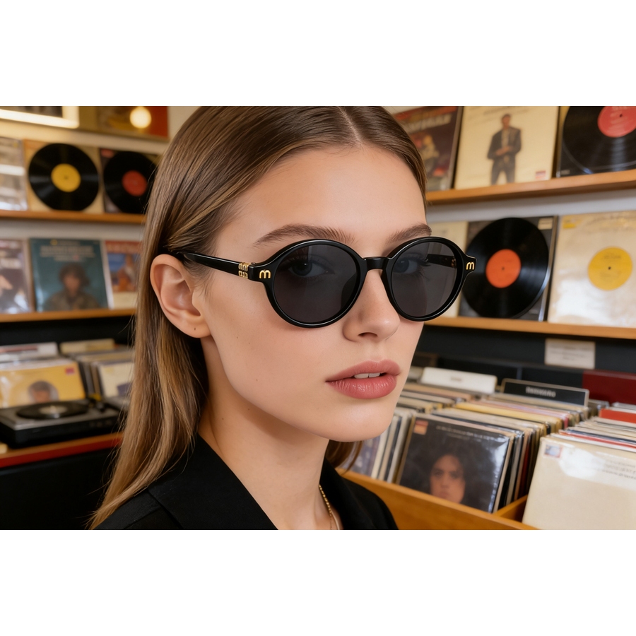 แว่นกันแดด.Brand Oru ปี 2026 ออกแบบอิตาลี กรอบเล็ก สำหรับสุภาพสตรี UV400 เหมาะสำหรับการเดินทางและการขับรถกลางแจ้ง