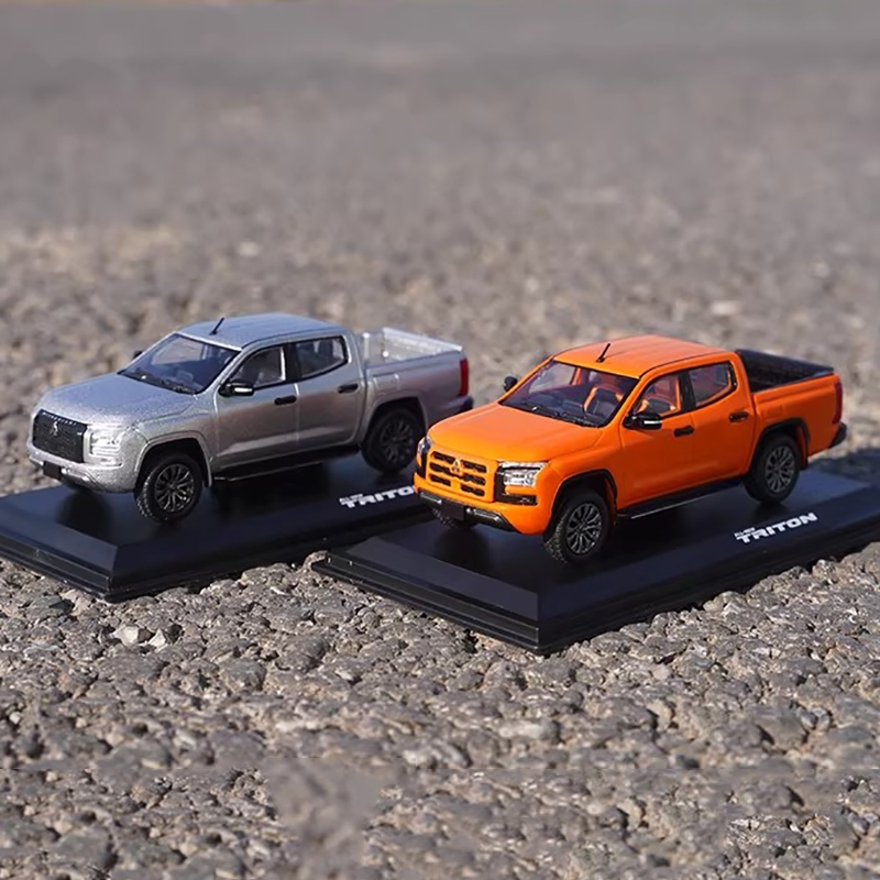1: 43 Mitsubishi Pickup รุ่น MITSUBISHI ALL-NEW TRITON โมเดลรถอัลลอย