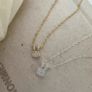 สร้อยคอดีไซน์ใหม่จากเงินSterling Silver 925 มีเพชรเต็มอารมณ์ ดูหรูหราและเรียบง่าย สไตล์Niche ที่กำลังขายดี