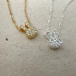 สร้อยคอดีไซน์ใหม่จากเงินSterling Silver 925 มีเพชรเต็มอารมณ์ ดูหรูหราและเรียบง่าย สไตล์Niche ที่กำลังขายดี