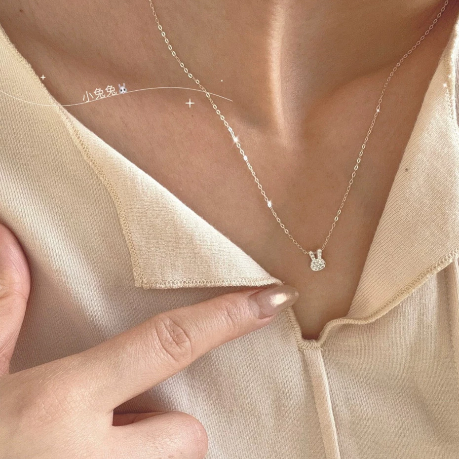 สร้อยคอดีไซน์ใหม่จากเงินSterling Silver 925 มีเพชรเต็มอารมณ์ ดูหรูหราและเรียบง่าย สไตล์Niche ที่กำลังขายดี