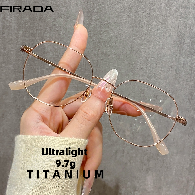 กรอบแว่นตารุ่น Ultra Light สไตล์เรโทรเลักชัวรี ทำจากไทเทเนียม สวมใส่ได้ทั้งผู้ชายและผู้หญิง H9008
