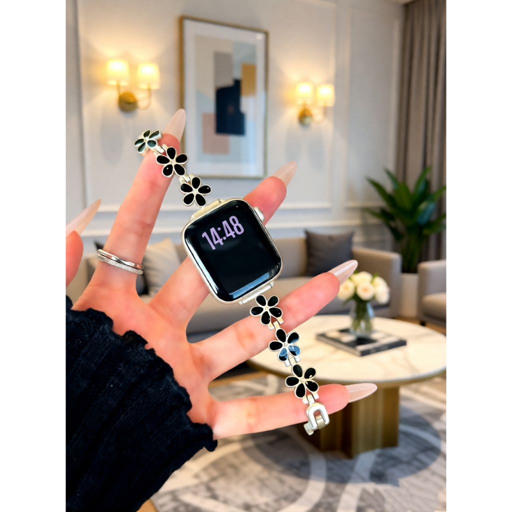 ดอกไม้โลหะ Loop Link สร้อยข้อมือสําหรับ Apple Watch band ผู้หญิง Series Ultra 10/9/8/7/6/5/4/3/2/1 SE 38 มม.40 มม.41 มม.42 มม.44 มม.45 มม.46 มม.49 มม.