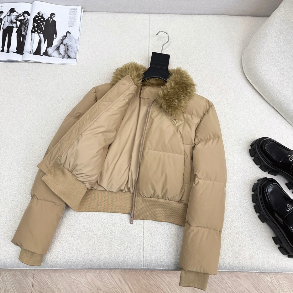 2025 เสื้อแจ็คเก็ตแขนยาวแอปริคอทล่าสุด Pr Womens Size:SL FT4