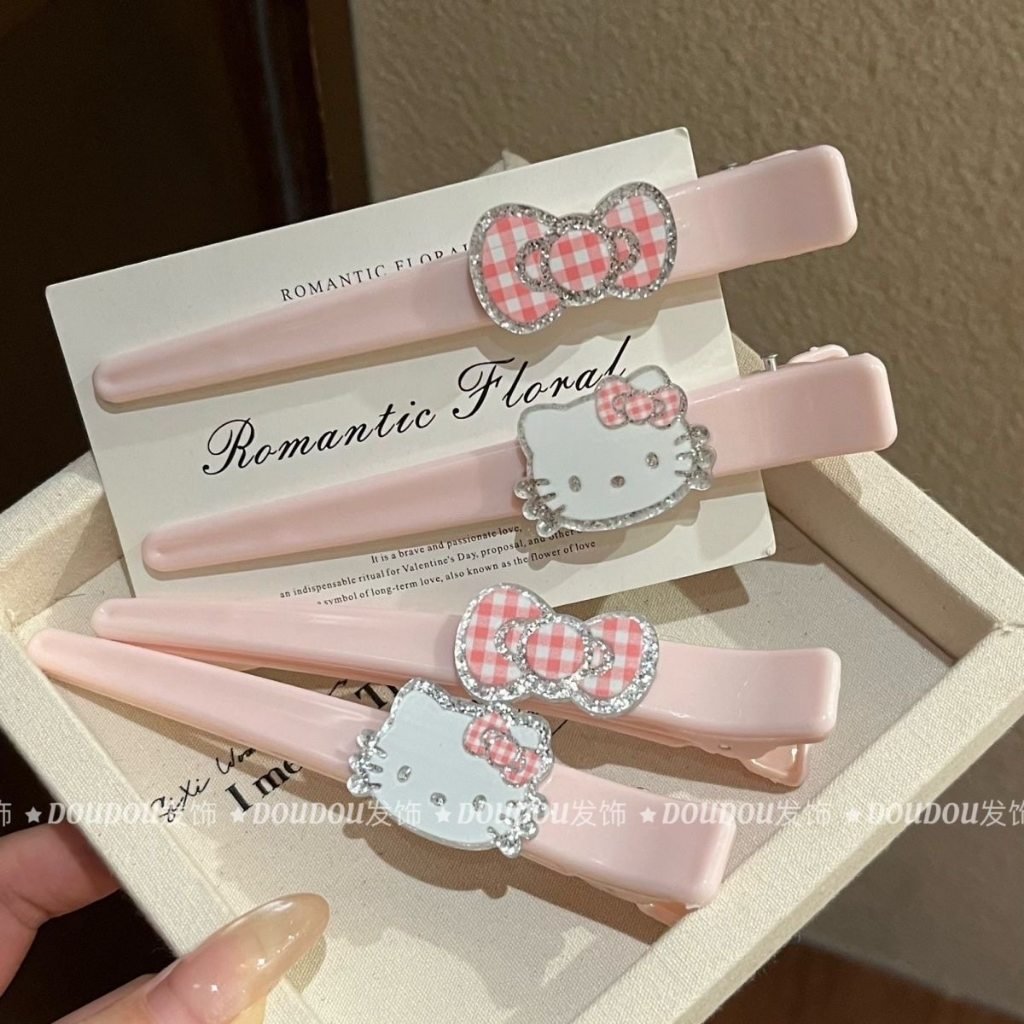 HelloKitty หน้าม้าด้านข้างแบบไม่มีรอยต่อ คลิปน่ารัก สไตล์สาวหวาน สไตล์ความยาว คลิปปากเป็ดแมว TK สีชม