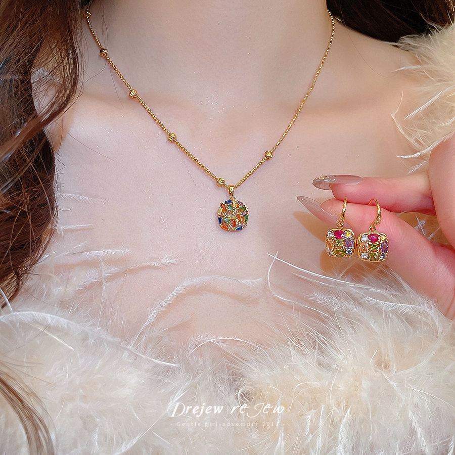 เดรช ที่มีสีสันฝังชุดเครื่องประดับผู้หญิงสร้อยคอและต่างหูโซ่ทองออกแบบแฟชั่นทุกวันพรรคอินเทรนด์อุปกรณ์เสริมสไตล์