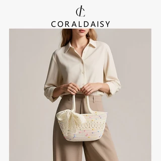 CORALDAISY 2026 รุ่นใหม่ปี กระเป๋าผู้หญิง กระเป๋าถือที่หรูหรา ลายจุดสีสันสดใสน่ารัก กระเป๋าสานริบบิ้