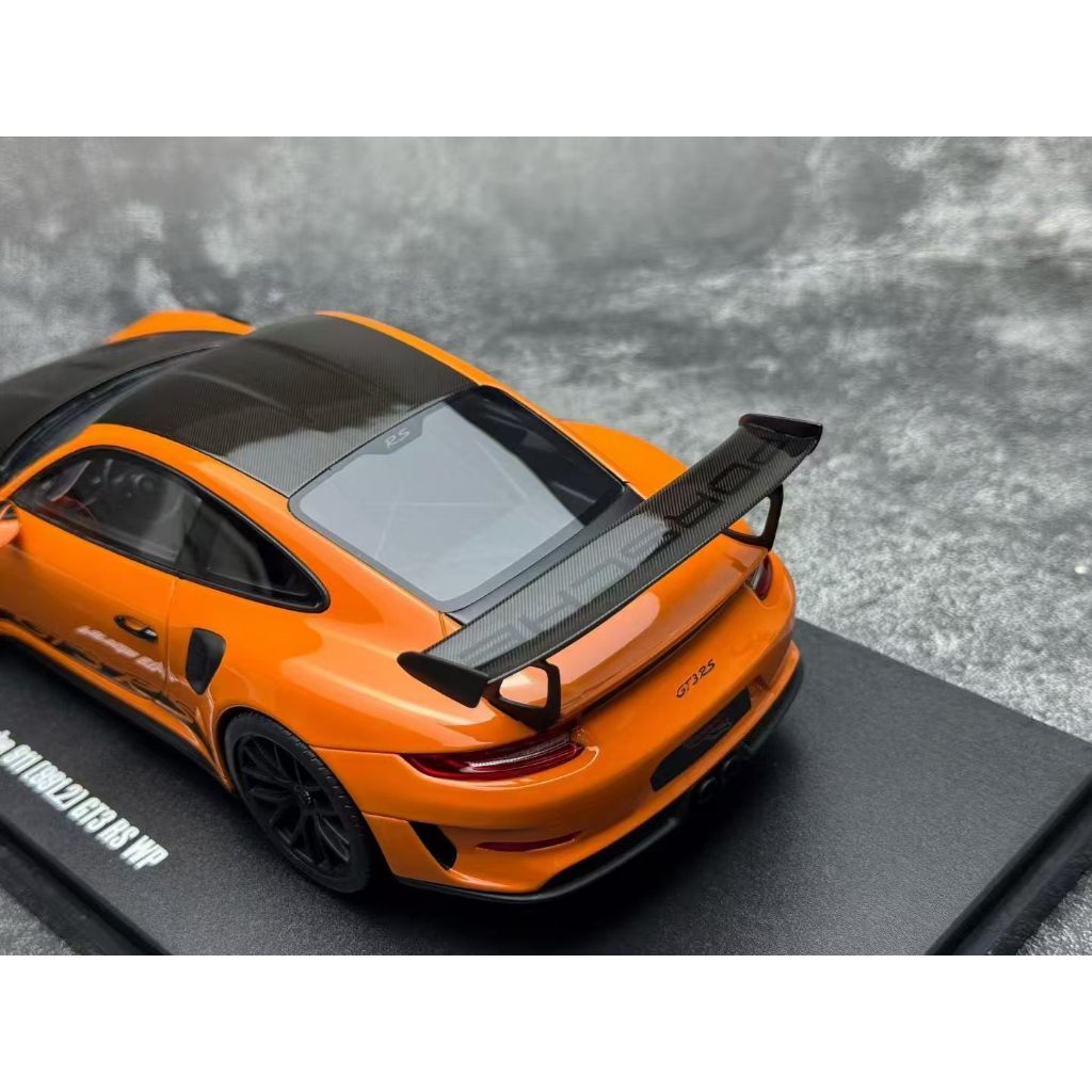 GT SPIRIT 1: 18 PORSCHE PO 911 (991.2) GT3 RS รถรุ่น