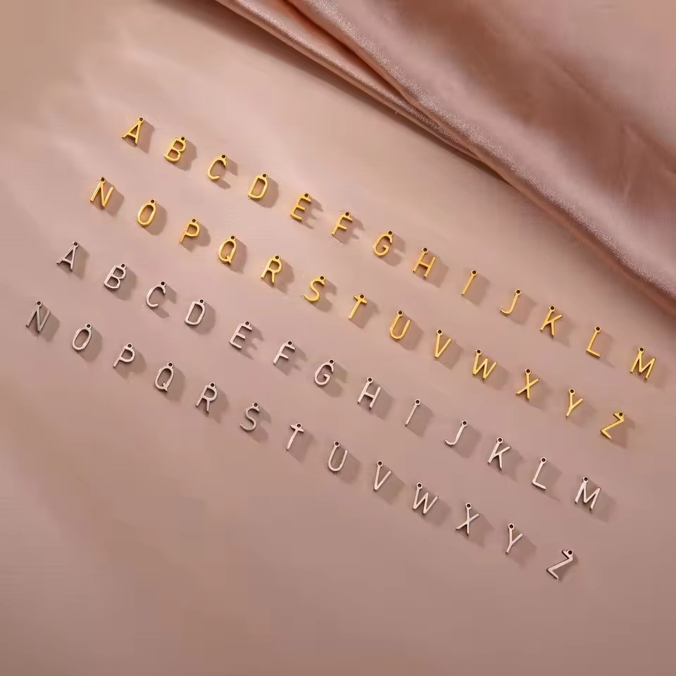 DIY จี้ตัวอักษรสแตนเลส Skyrim 26 ตัว อักษร A-Z สำหรับสร้อยคอมือข้อมือ