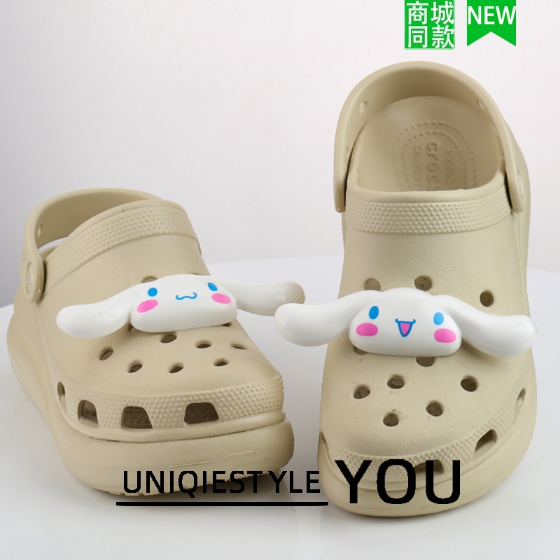 อุปกรณ์เสริมใหม่รองเท้าหลุมดอกไม้ Sanrio Cooperation Series สามมิติ 3D Yugui รองเท้าสุนัขหัวเข็มขัด