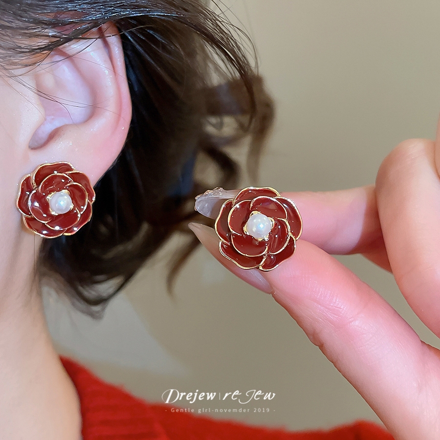 เดรช สีแดงเคลือบดอกไม้ต่างหูมุกผู้หญิงการออกแบบกรอบสีทองแฟชั่นทุกวันหรูหราอินเทรนด์อุปกรณ์เสริมเครื่องประดับสไตล์ - รูปที่ 3
