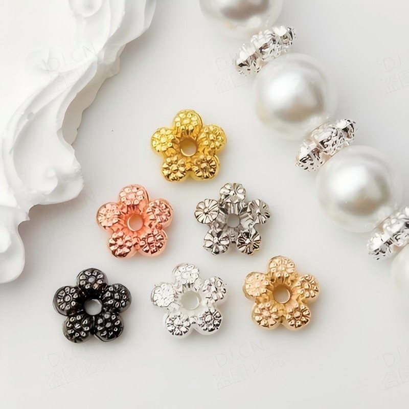 ADJ1203 [สีเดียวกว่า 100 ชิ้นรับ 30 ชิ้นฟรี] การเก็บรักษาสี Receptacle 14K กระเป๋าทองห้ากลีบดอกไม้สองด้านรูปแบบ Spacer ผู้ถือลูกปัดทําด้วยมือ diy String สร้อยข้อมือสร้อยคอเครื่องประดับ