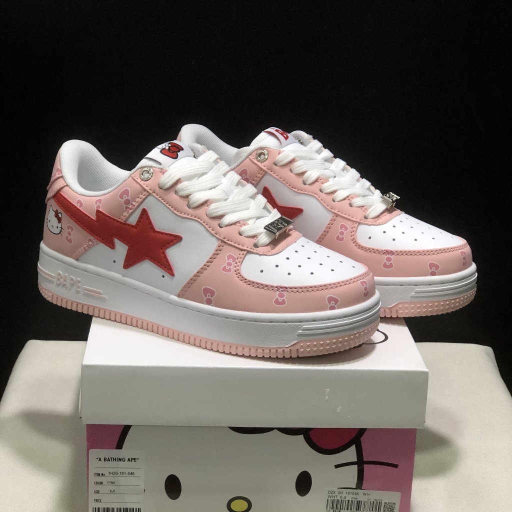 Bape Sta รองเท้าบอร์ดลําลองตัดต่ําที่ทนต่อการสึกหรอและสะดวกสบาย สี: ชมพู, ขาว, และแดง