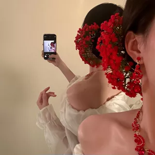 กิ๊บติดผมยิปโซฟิล่า และดอกไม้ ดีไซน์สวยหรู