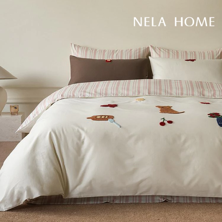 ชุดเครื่องนอน 6 ฟุต MIDO&NELA ผ้าฝ้าย 100% 4 ชิ้น ลายปักน้องหมา 3D - รูปที่ 1
