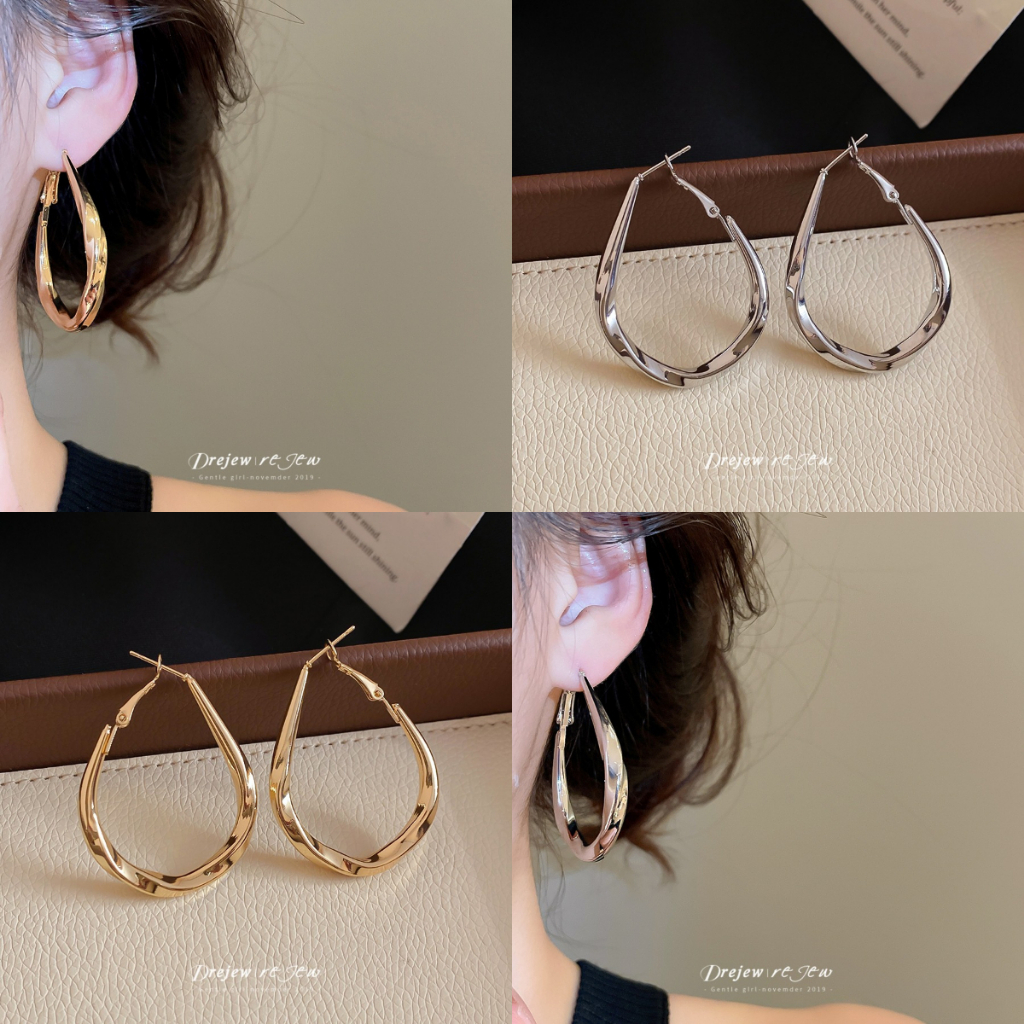 สร้อยคอยกหูทองบิดโลหะเงา เครื่องประดับแฟชั่นสำหรับผู้หญิง
