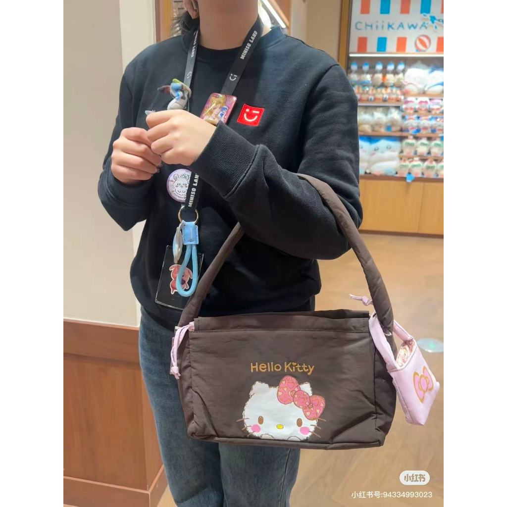 กระเป๋าถือ Hello Kitty ดีไซน์เก๋ จาก Miniso - รูปที่ 7