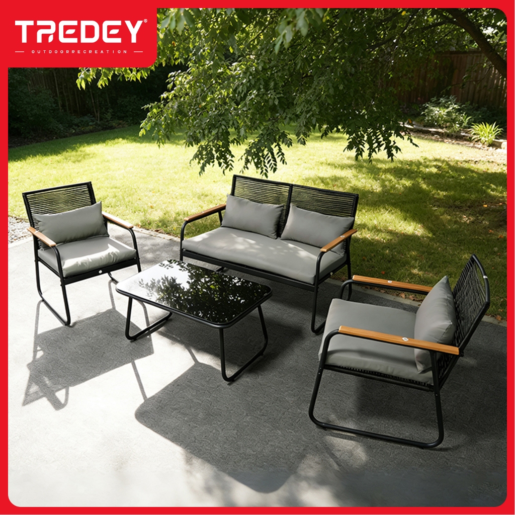 TREDEY Outdoor Courtyard Vine Weaving 4 ชิ้น Set เก้าอี้ราวพลาสติกและโต๊ะ