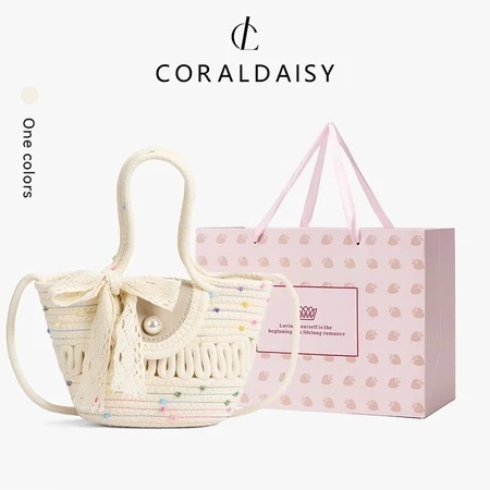 CORALDAISY สินค้าใหม่ปี 2026 กระเป๋าสะพายข้างสาน กระเป๋าถือติดกระดุมมุก สายสะพายยาวลายจุดหลากสี