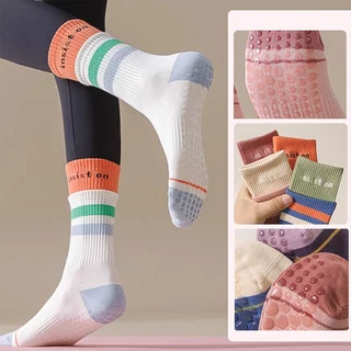 FUYOGI ถุงเท้ากันลื่น ซับแรงกระแทก กันลื่น ยืนหยุ่น ซับเหงื่อดี Yoga Sock เหมาะกับการเล่นโยคะ พิลาทิส