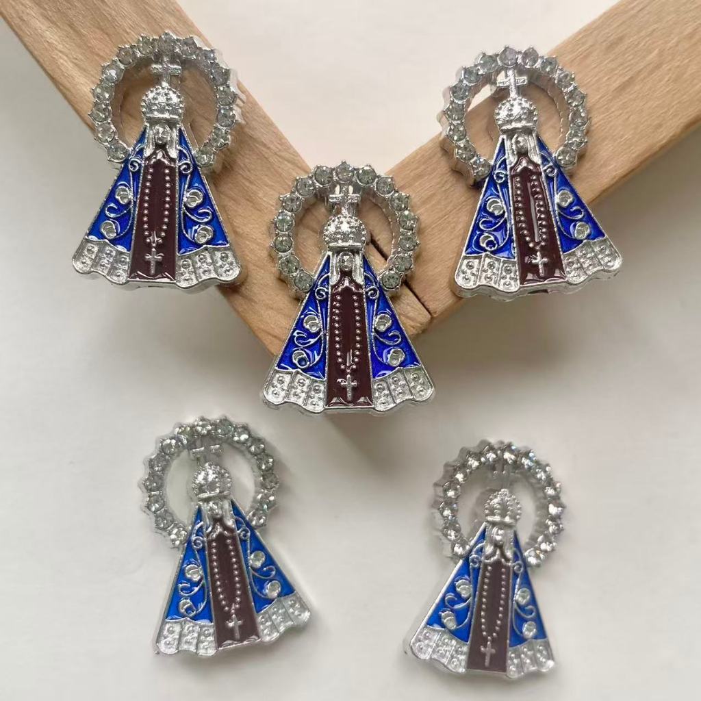 จี้กุหลาบจาก Guadalupe ประดับด้วยลูกปัด สำหรับทำสร้อยคอยอดนิยมแบบ DIY