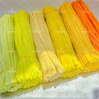 (100pcs) สินค้าพร้อมส่ง ลวดกำมะหยี่ DIY แยกสี สร้างสรรค์งานประดิษฐ์ต่างๆ สำหรับงานฝีมือ สีสันสดใส สินค้าขายดี
