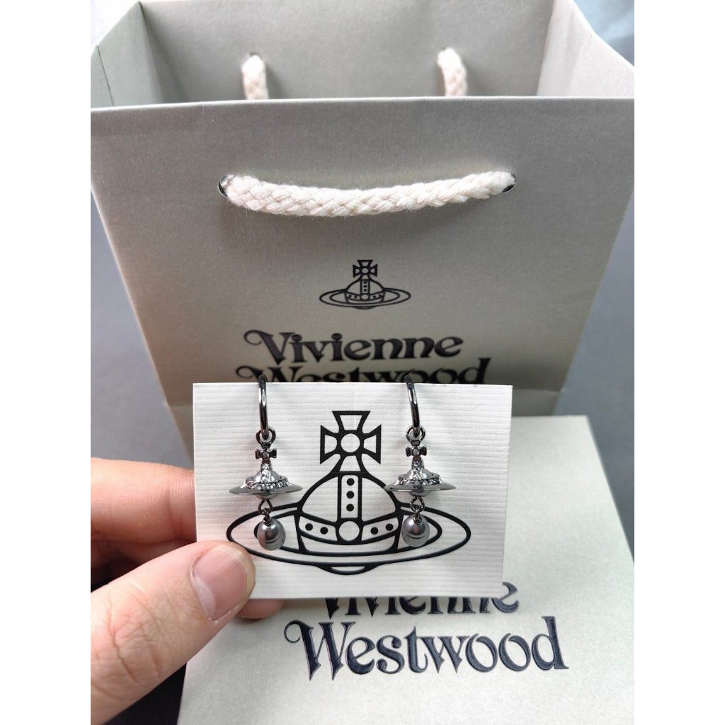 Vivienne Westwood Vivian Classic Black Baroque Jewelry