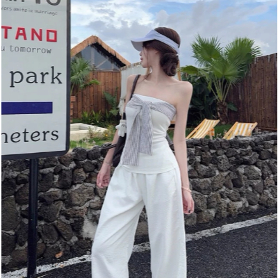 NICO BRA เสื้อเกาะอกผู้หญิง ดีไซน์เชื่อกผูกหน้าอก เสื้อครอปทรงรัดรูป เซ็กซี่แฟชั่นY2K สไตล์อเมริกัน สีพื้น แขนกุด - รูปที่ 6