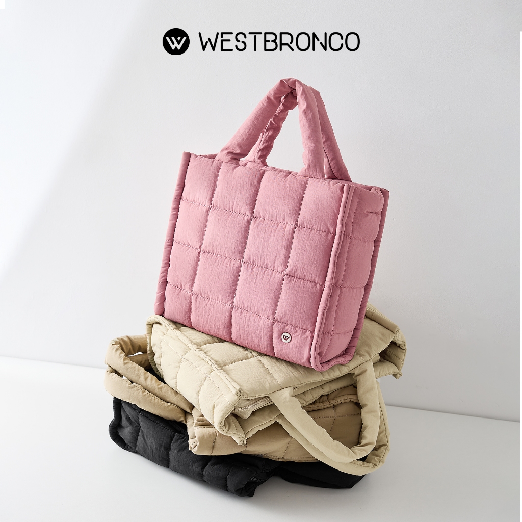 WESTBRONCO รุ่น Tote (โทสต์) กระเป๋าถือ และ สะพายไหล่ ผู้หญิงขนาดกลาง ทรงนุ่มฟู   ผลิตจากผ้าไนลอน มาพร้อมสายยาวสะพายปรับความยาวได้