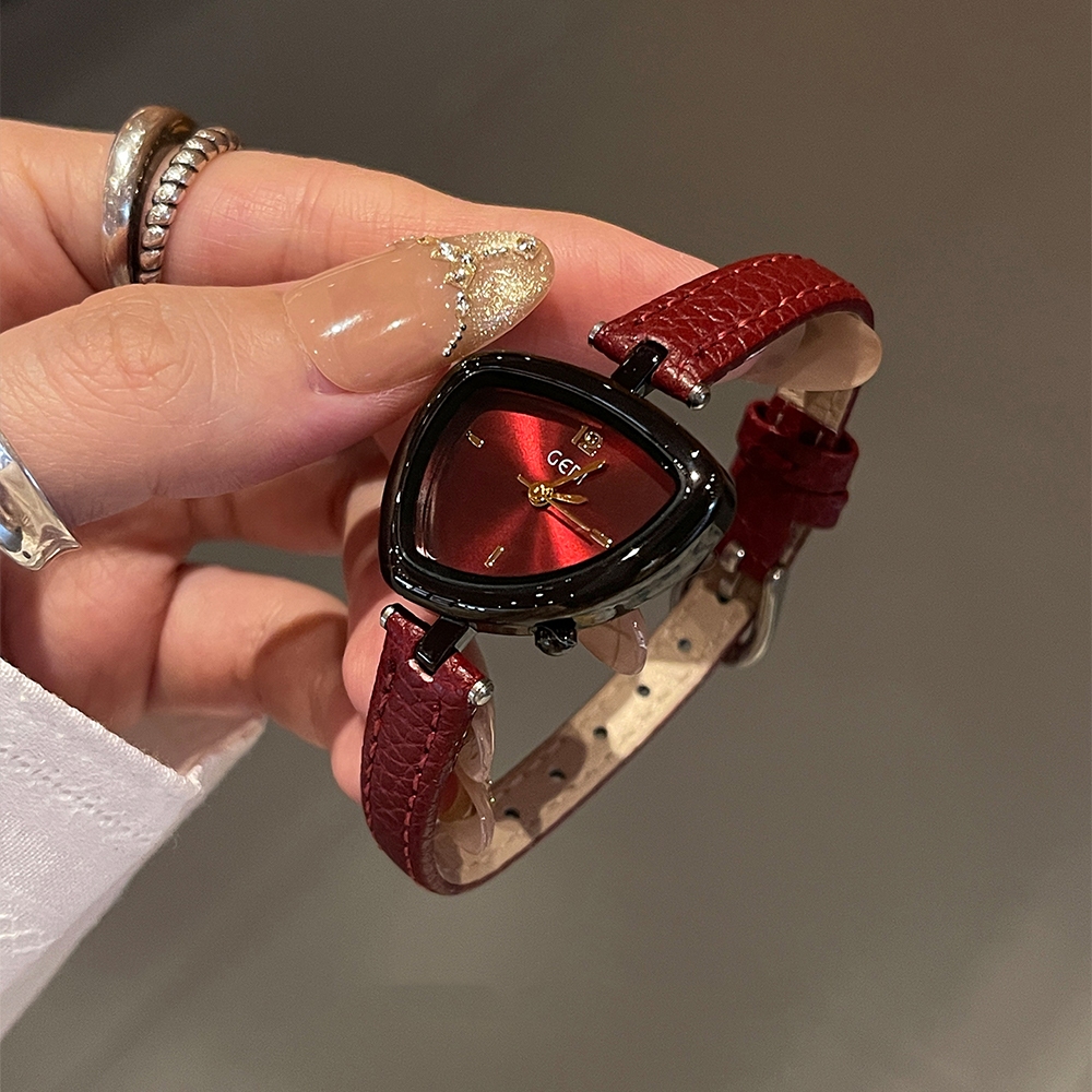 GEDI เกดี นาฬิกาสุภาพสตรีวินเทจนาฬิกาข้อมือควอตซ์ขนาดเล็กแฟชั่นลําลองนาฬิกาที่เรียบง่าย