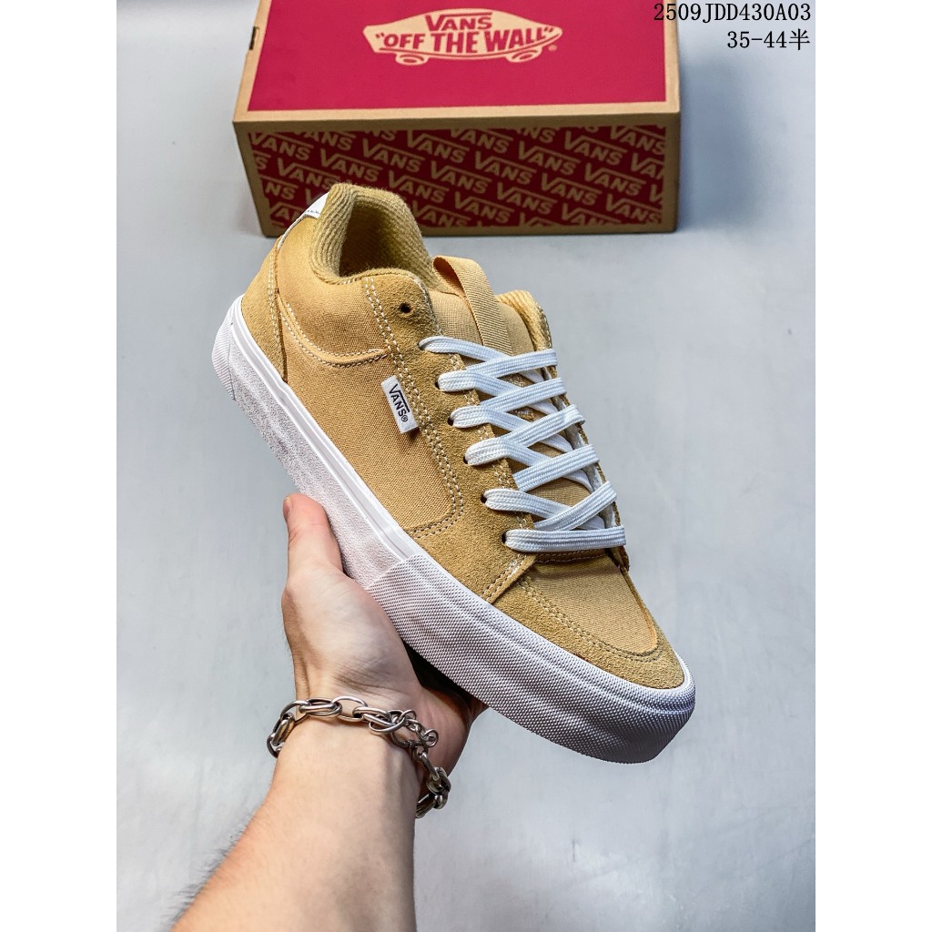 Vans Knu Skool รองเท้าลําลอง