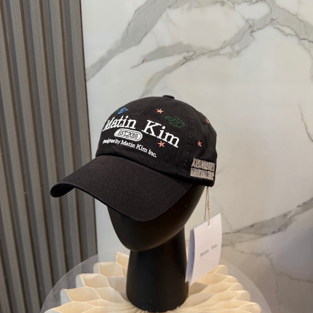 หมวกเบสบอล MATIN KIM Black Travel