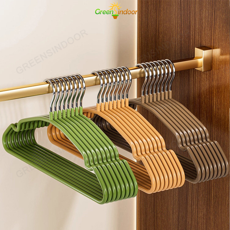 ไม้แขวน ร่องกันลื่น 30PCS ไม้แขวนผ้า เนื้อแมทท์ การออกแบบร่อง ไม้แขวนเสื้อ
