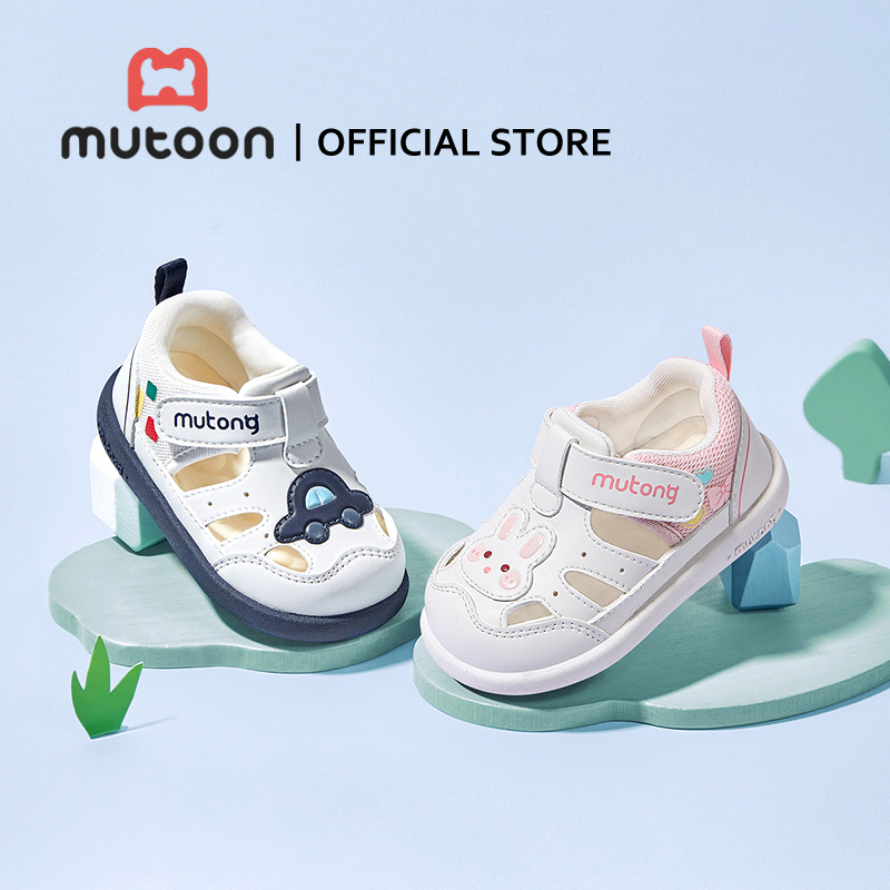 【Mutoon】รองเท้าเด็กหัดเดิน รุ่นใหม่ ระบายอากาศได้ดี ป้องกันหัวเท้า ลายการ์ตูนน่ารัก นุ่มสบาย กันลื่น