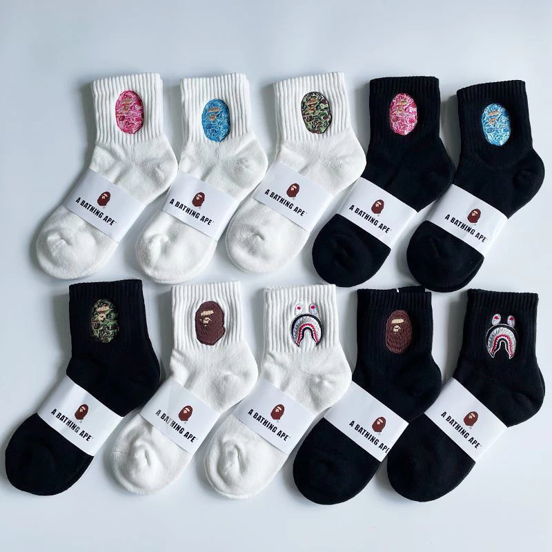 GV Bape ถุงเท้าพรีเมียม ปักโลโก้ วัสดุหนา มิดคัท สำหรับทั้งผู้ชายและผู้หญิง