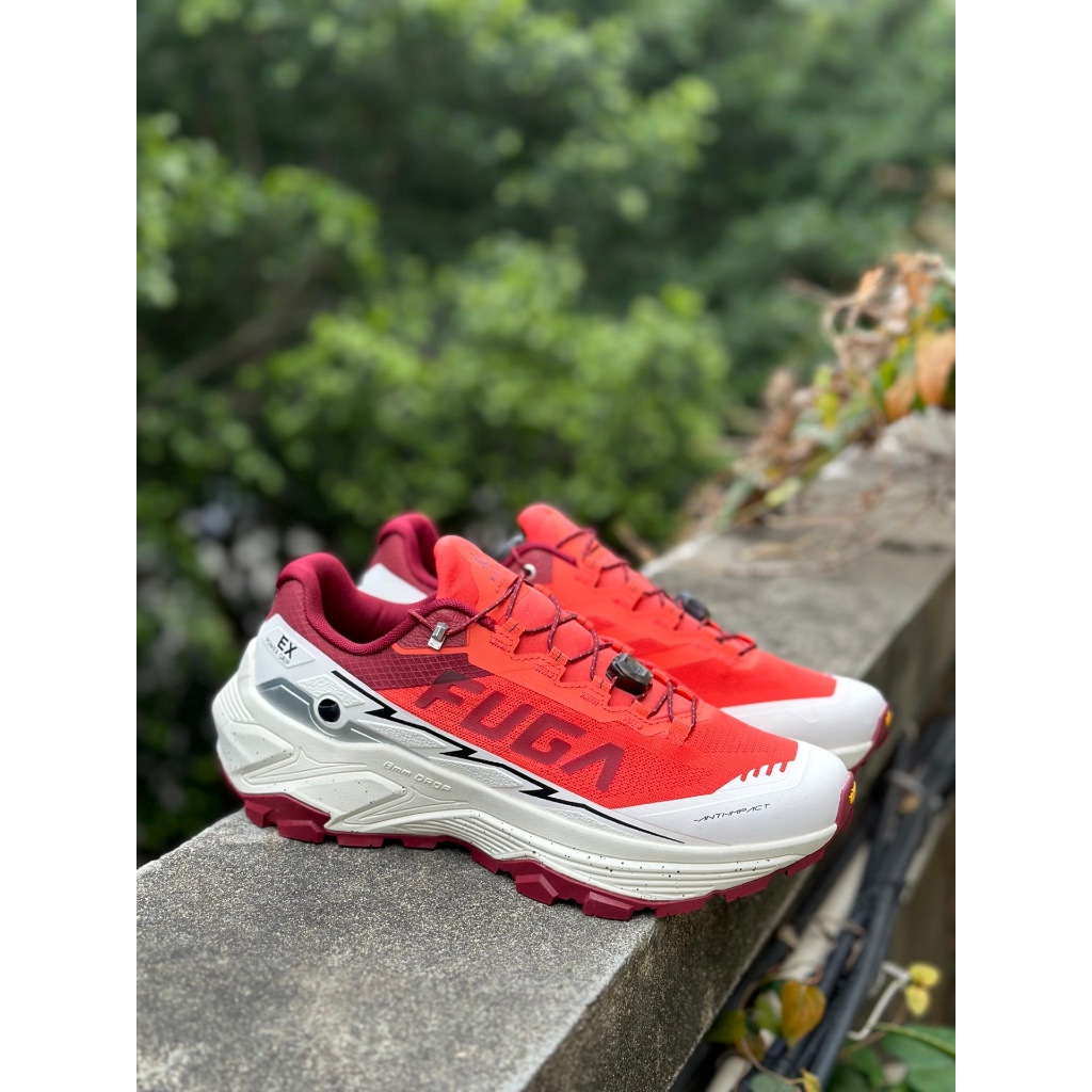 รองเท้าวิ่งอเนกประสงค์ FUGA สีส้ม