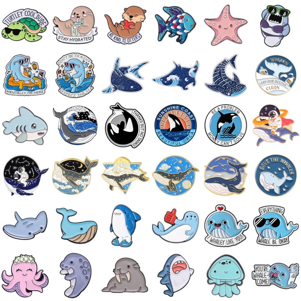 เข็มกลัดปกสัตว์ทะเลนักบินอวกาศอวกาศฉลามปลาวาฬเคลือบขาป้องกันทะเลกระเป๋าเป้สะพายหลังตราของขวัญเครื่องประดับสําหรับเพื่อน