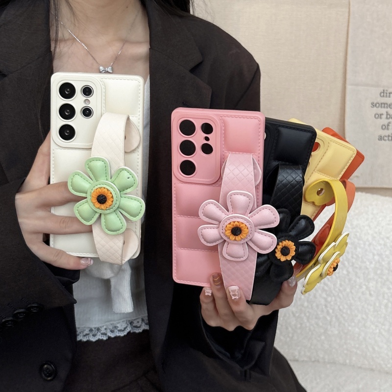 แฟชั่น เสื้อแจ็คเก็ต ดอกไม้ แถบข้อมือ เคส For Samsung Galaxy S26 Ultra S26 Plus S26 S25 Ultra S25 Plus S25 S24FE S24 Ultra S24Plus S24 S23FE S23Ultra S22Ultra S21Ultra A56 A55 A54 A36 A34 5G Case เคสโทรศัพท์ใหม่ ซิลิโคนอ่อนนุ่มป้องกันการตก เคสมือถือซัมซุง - รูปที่ 7