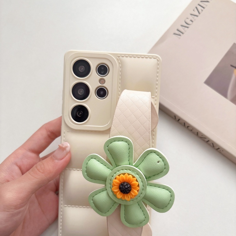 แฟชั่น เสื้อแจ็คเก็ต ดอกไม้ แถบข้อมือ เคส For Samsung Galaxy S26 Ultra S26 Plus S26 S25 Ultra S25 Plus S25 S24FE S24 Ultra S24Plus S24 S23FE S23Ultra S22Ultra S21Ultra A56 A55 A54 A36 A34 5G Case เคสโทรศัพท์ใหม่ ซิลิโคนอ่อนนุ่มป้องกันการตก เคสมือถือซัมซุง - รูปที่ 4