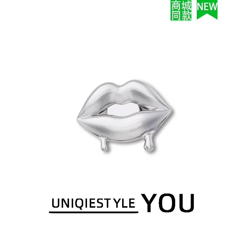 สไตล์ใหม่รองเท้าหัวเข็มขัดหลุมรองเท้าเครื่องประดับดอกไม้ ทําเอง ที่ถอดออกได้เนื้อเงินเชอร์รี่รักหัวใจ ค โครโตเบอร์ ชุด 5 ชิ้น - รูปที่ 3