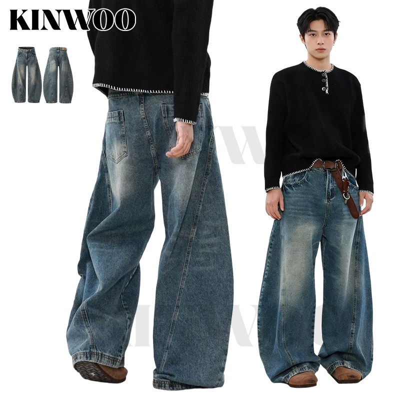 KINWOO กางเกงยีนส์สีน้ําเงินขากว้างทรงหลวมผู้ชาย  ยีนส์งานหนัก Unisex รับกระแสแรงRetro Washed Distressed Macheteทรงหลวม Oversize สวมสบาย 2026 |