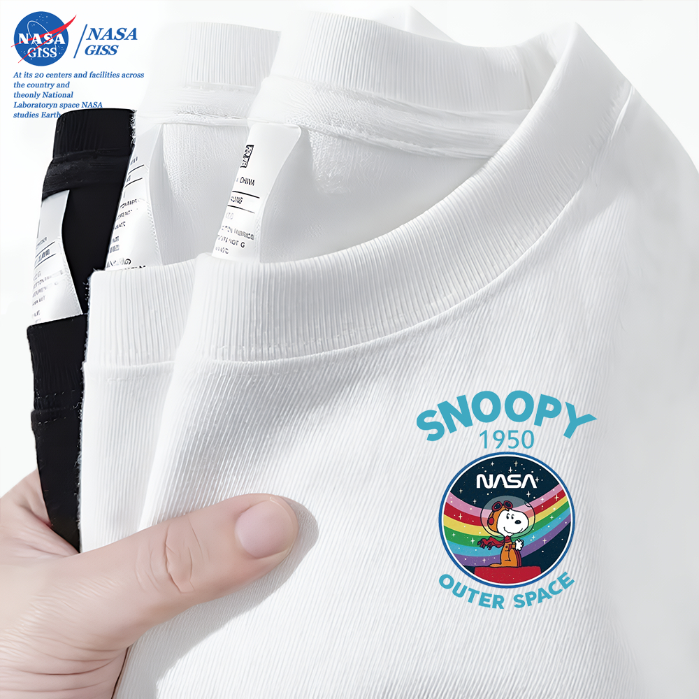 NASA เสื้อยืดชายหญิงแขนสั้น สไตล์ลำลอง summer Snoopy in Space พิมพ์ลาย คอตตอน คอกลม หลวมและระบายอากาศ