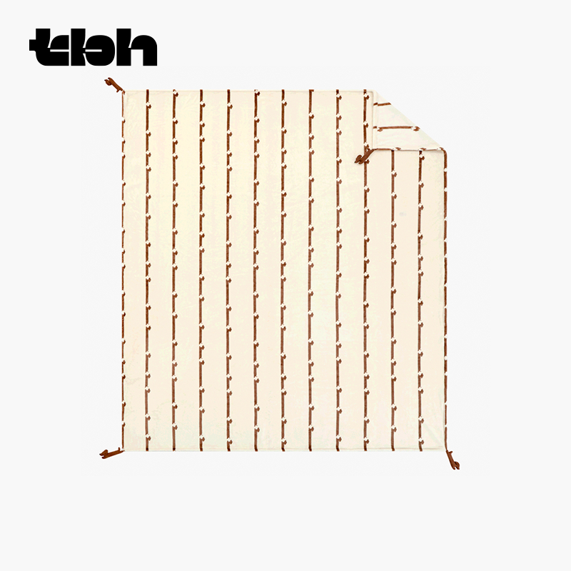 【ลด 20% กดติดตามรับโค้ด】tbh Urban Jungle สุนัขดัชนี ผ้าห่มฝลาน์รอง กลิ่นอบอุ่น สะพาน/นอนบ่าย ของขวัญ