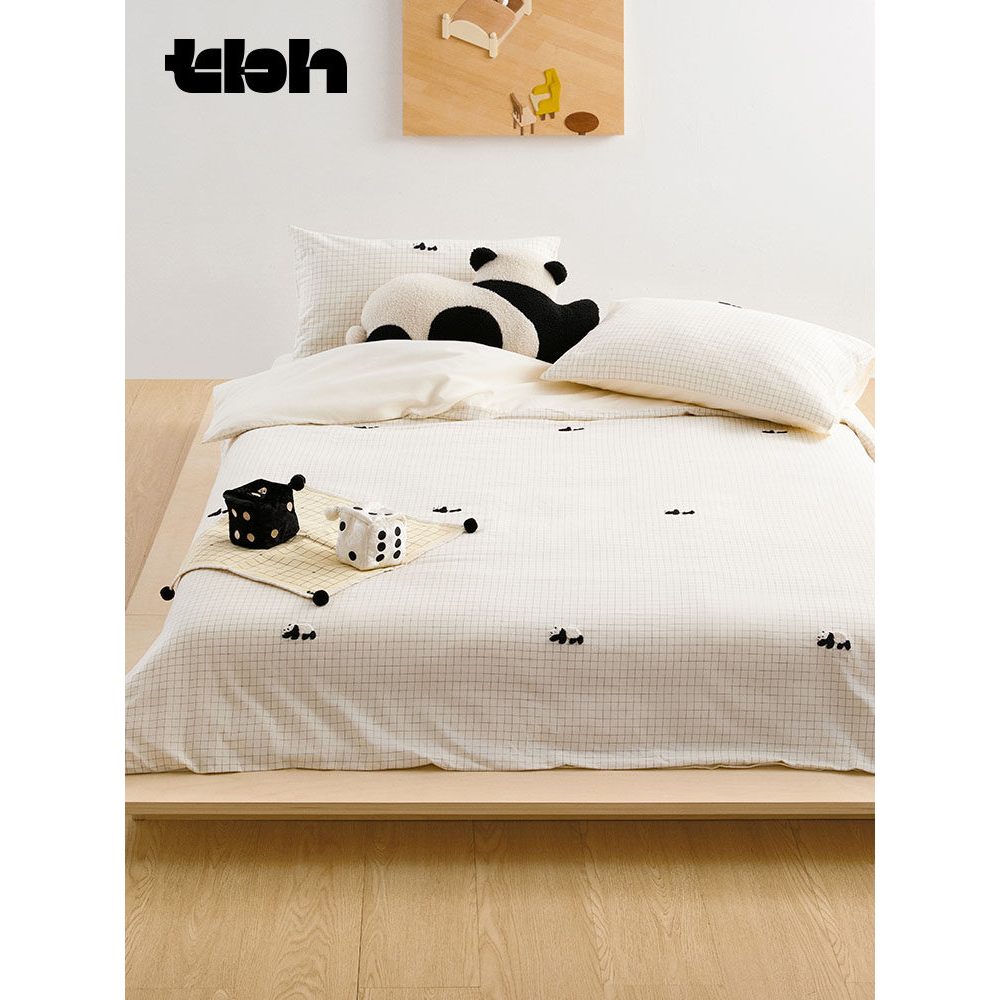 【ลด 20% กดติดตามรับโค้ด】tbh Panda PomPom ชุดเครื่องนอน 4 ชิ้น ฝ้าย100% ปักเต็ม ทุกฤดู ของขวัญ