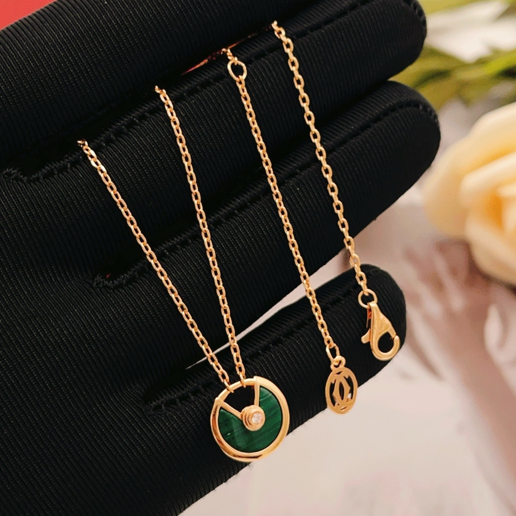 รุ่นสูง 1: 1Car AMULETTE series 18k gold green sea urchin charm สร้อยคอผู้หญิง - ของขวัญวันวาเลนไทน์