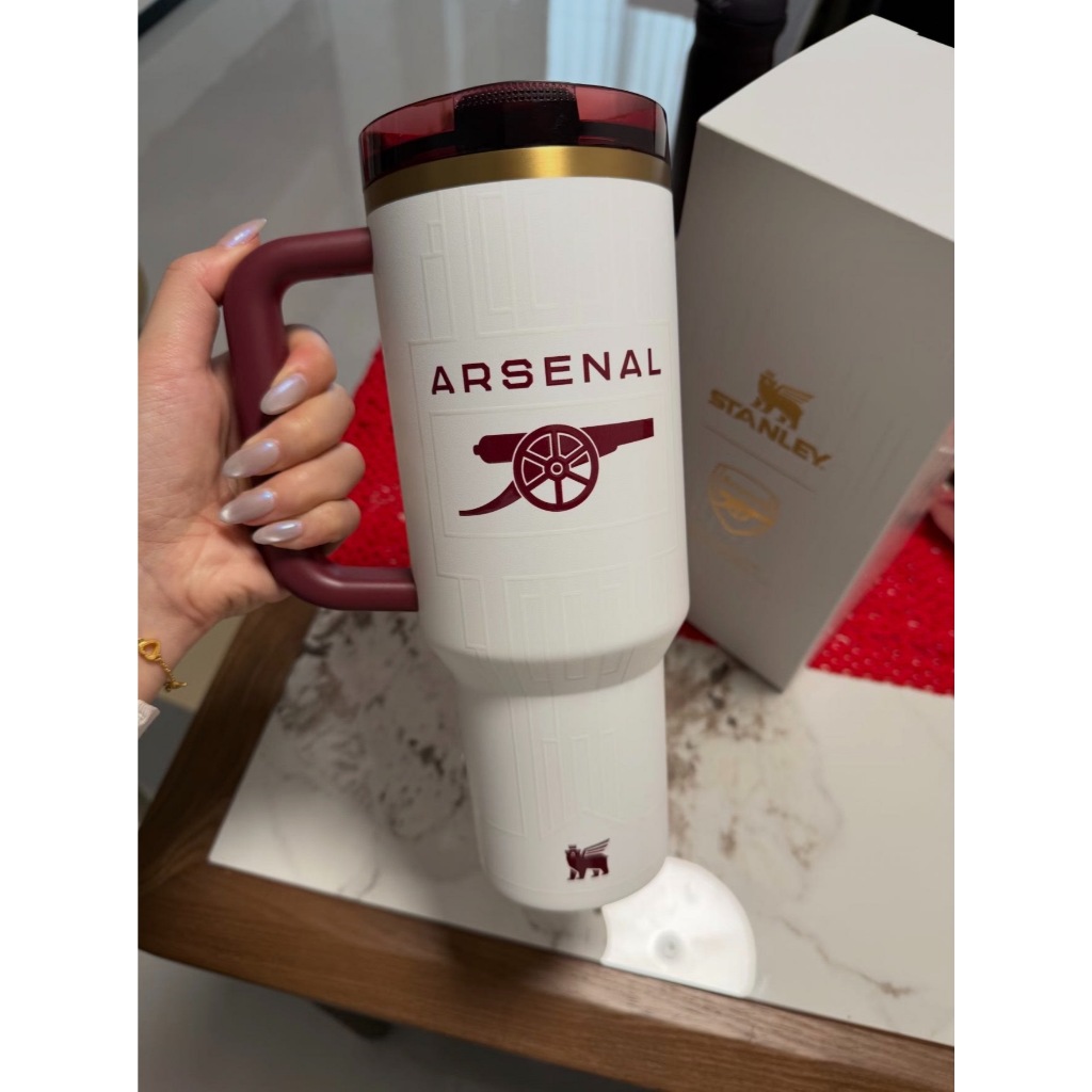 Stanley1913xArsenal Arsenal Co-Branded Thermos Cup ถ้วยน้ําฟางความจุขนาดใหญ่