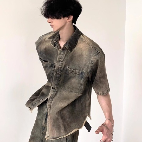Baolongxin แฟชั่นสไตล์ฮาราจูกุใหม่ยอดนิยมอเมริกันย้อนยุคยีนส์เสื้อแขนสั้นผู้ชายความรู้สึกสูง