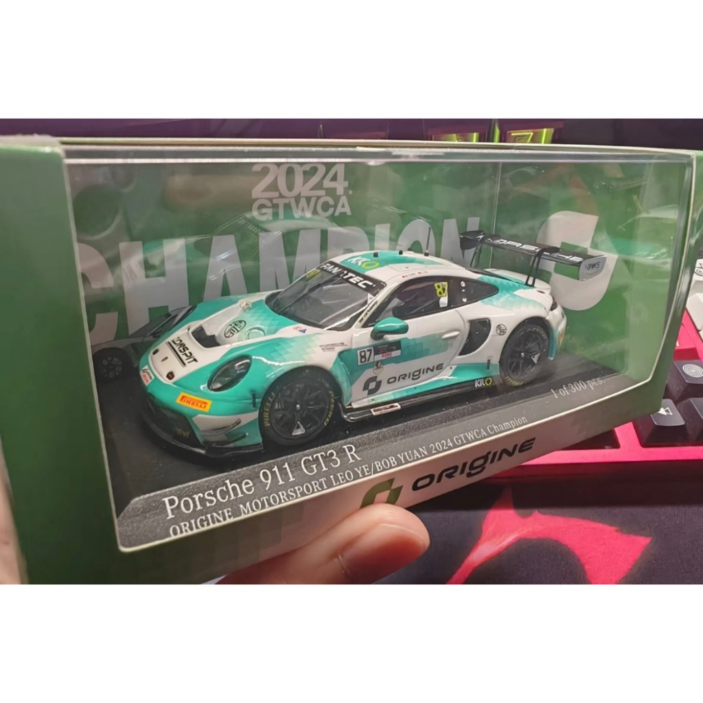 Kiloworks Mini Cut 1/43 Ye Hongli Yuan Bo orig|||Ine Force Fleet Porsche 911 gt3 r gtwca #87
