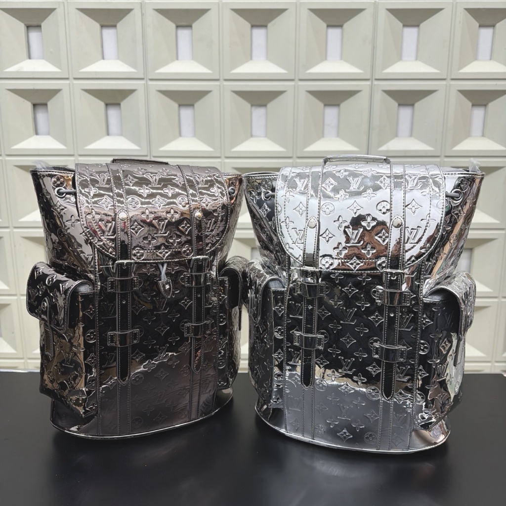 LV Mirror Backpack Backpack กระเป๋าคอมพิวเตอร์ โลโก้คลาสสิก Matching Original Factory Craft Material
