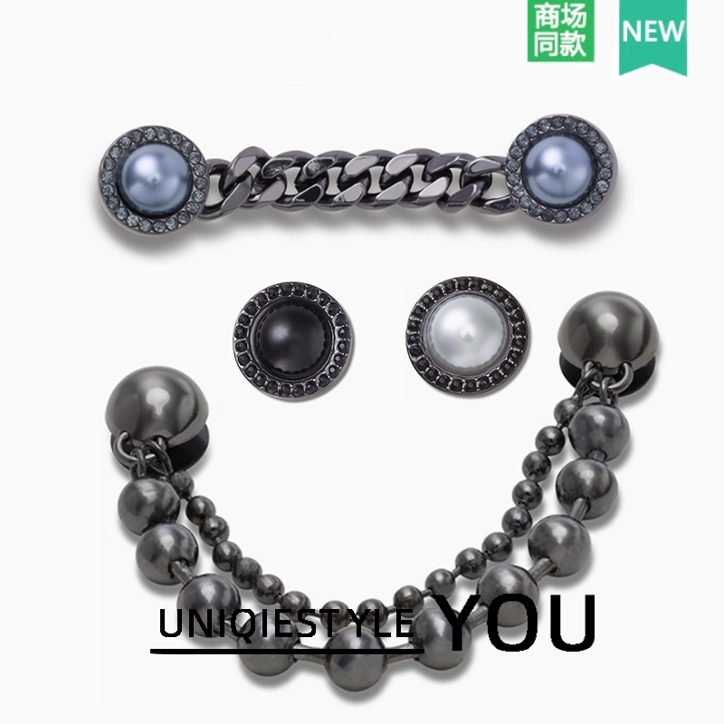 รองเท้ารู Huazhibixing อุปกรณ์เสริมสีดําสีขาว Texture Pearl Punk Silver Grey Chain Black Gem Double Chain